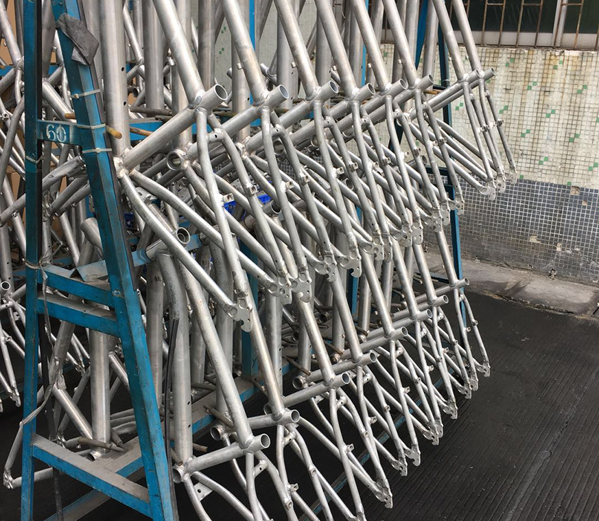 深圳鋁合金自行車前叉熱處理廠